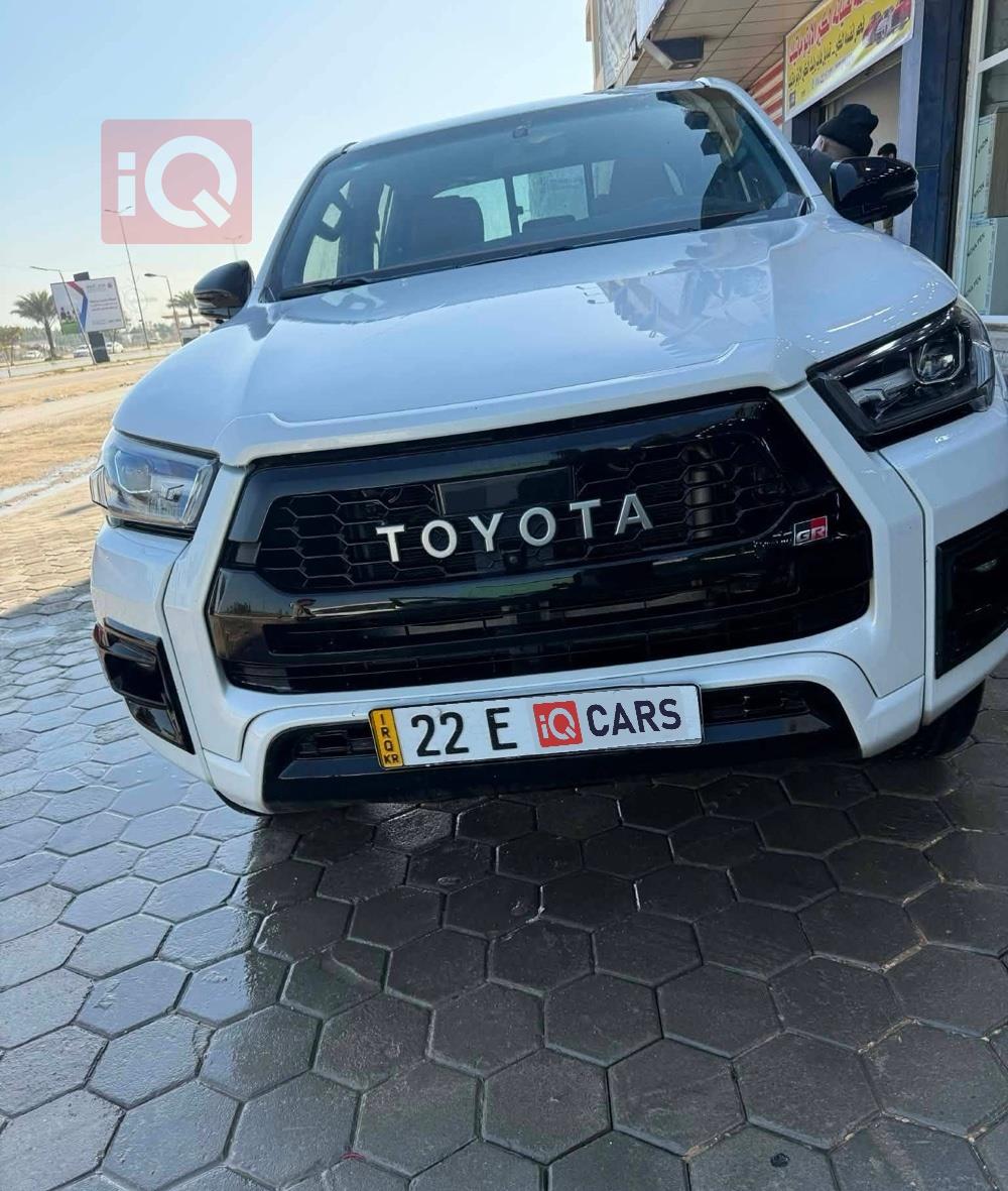 تويوتا هايلوكس